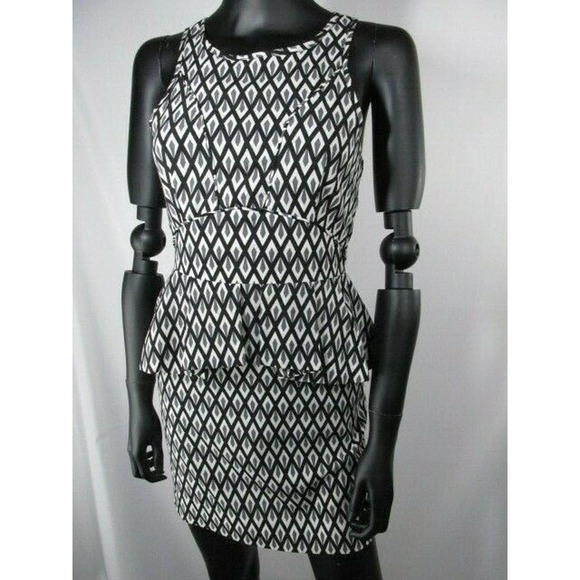 TopShop Drop Peplum Waist Midi Dress - Picture 2 of 12